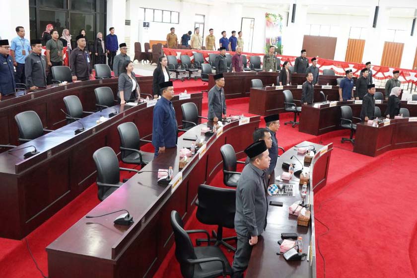 DPRD Mura Gelar Rapur Dengarkan Jawaban Pemda Terhadap Pemandangan Umum Fraksi
