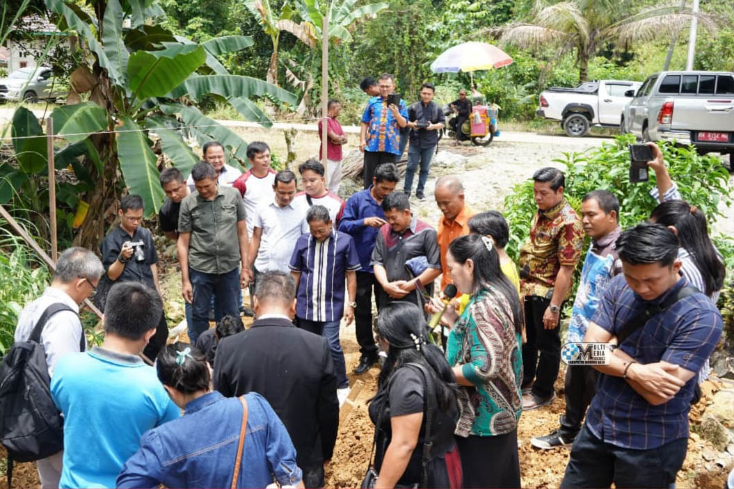 Bupati Mura Heriyus Lakukan Peletakan Batu Pertama Pembangunan Pastori GPdI Bethesda