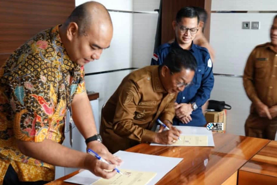 Pemkab dan Akbid Mura Teken Mou dan PKS Dengan UMBJM