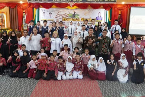 Wakil Ketua TP-PKK Mura Hadiri Lomba Membaca Nyaring bagi Guru Tahun 2025