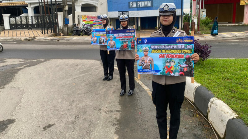 Meningkatkan Kepatuhan Peraturan Lalu Lintas, Polres Gelar Polantas Menyapa Pengendara