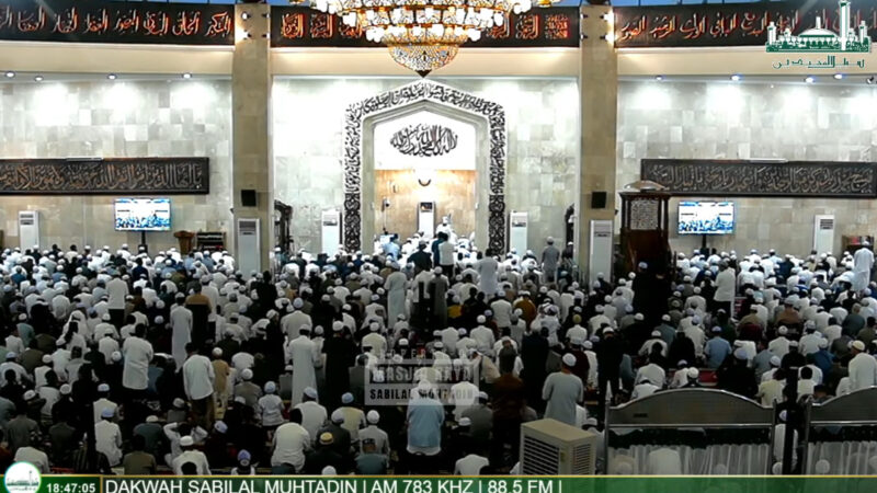 Gubernur H Muhidin Ajak Masyarakat Jadikan Malam Nisfu Syakban Momentum Memperkuat Amal Ibadah