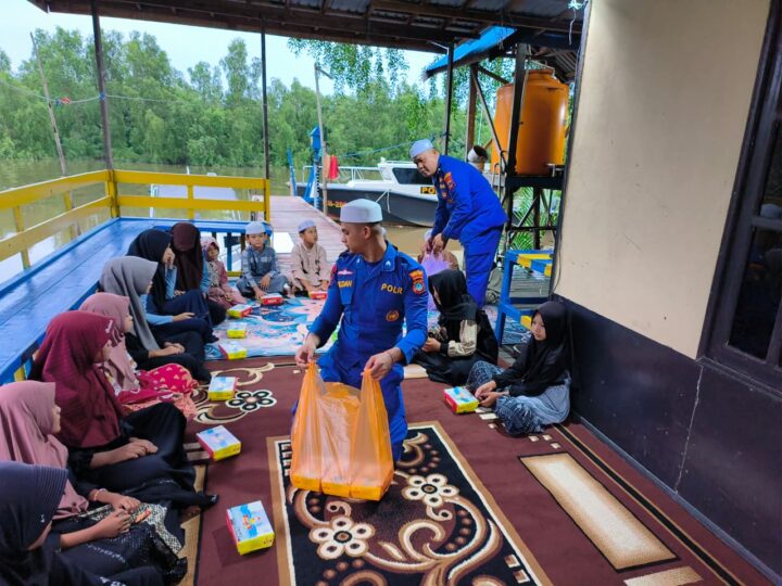 Kasat Polairud Sebut Kegiatan Polisi Sahabat Anak Bentuk Kepedulian Polri Dekat dengan Anak-Anak Pesisir