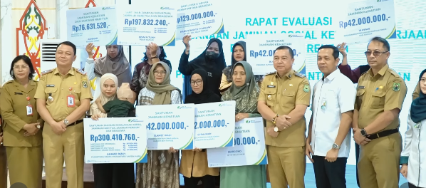 Pemkab Kapuas Gelar Rapat Evaluasi Pelaksanaan Jaminan Sosial Ketenagakerjaan bagi Pekerja Rentan