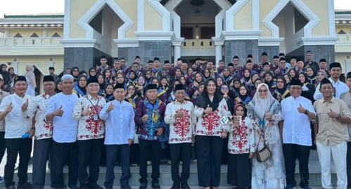 Bupati Heriyus Melepas Keberangkatan JCH Kabupaten Mura Tahun 1447