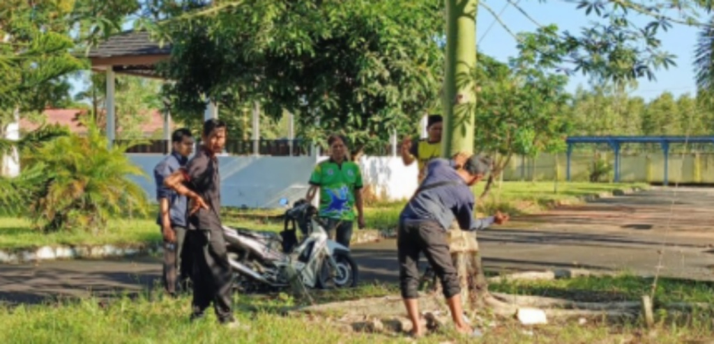 Sekretariat DPRD Batola Kembali Laksanakan Jum’at Bersih