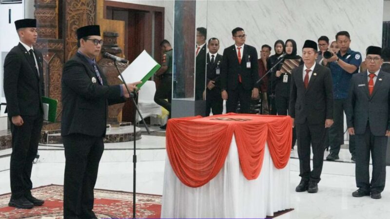 Bupati H Shalahuddin Lantik Puluhan Pejabat Pemkab Barut