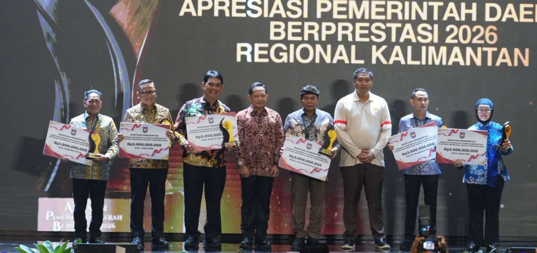 Pemkab Barito Utara Raih Peringkat Pertama Penurunan Pengangguran Se-Kalimantan