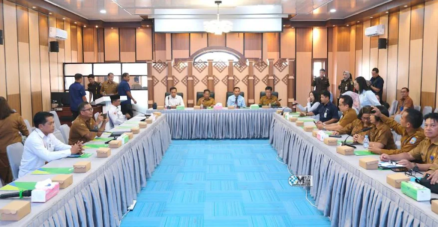 Bupati Heriyus Tegaskan Pemberi Kerja Wajib Patuh Melaksanakan Jaminan Sosial Ketenagakerjaan