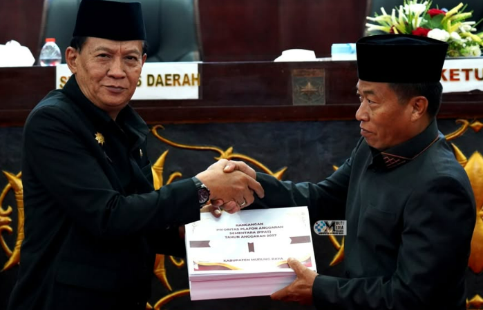 Pemkab Mura Serahkan Rancangan KUA-PPAS APBD 2027 ke Dewan