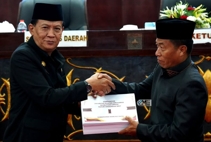 Pemkab Mura Serahkan Rancangan KUA-PPAS APBD 2027 ke Dewan