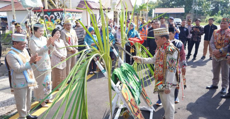 Bupati Heriyus Bersama Forkopimda Sambut Kedatangan Gubernur Kalteng di Kabupaten Mura